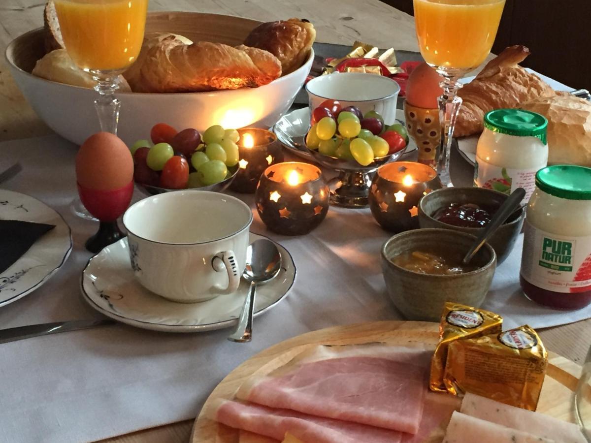 Bella En Basiel Couette-café *